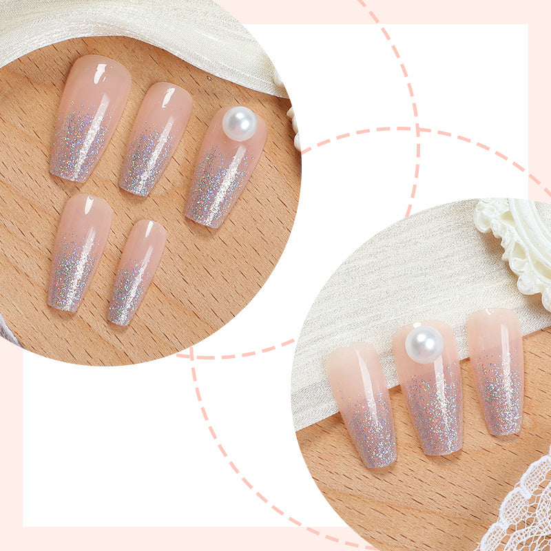 Elegantes Press-On-Nagelset mit Glitter- und Perlenakzenten Karnz