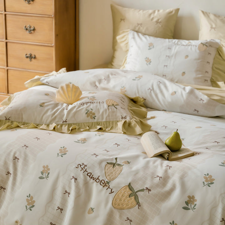 Rüschensatin-blumiges Kinder-Bettbezug-Set mit Kissenbezügen & dekorativem Kissen