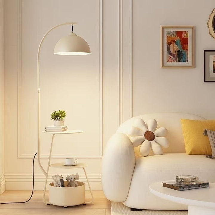 Moderne Bogen Stehlampe mit integriertem Beistelltisch