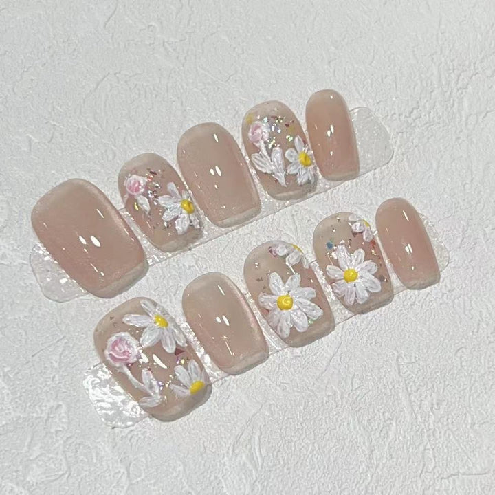 Blumeninspiriertes Press-On Nagelkunstset Karnz