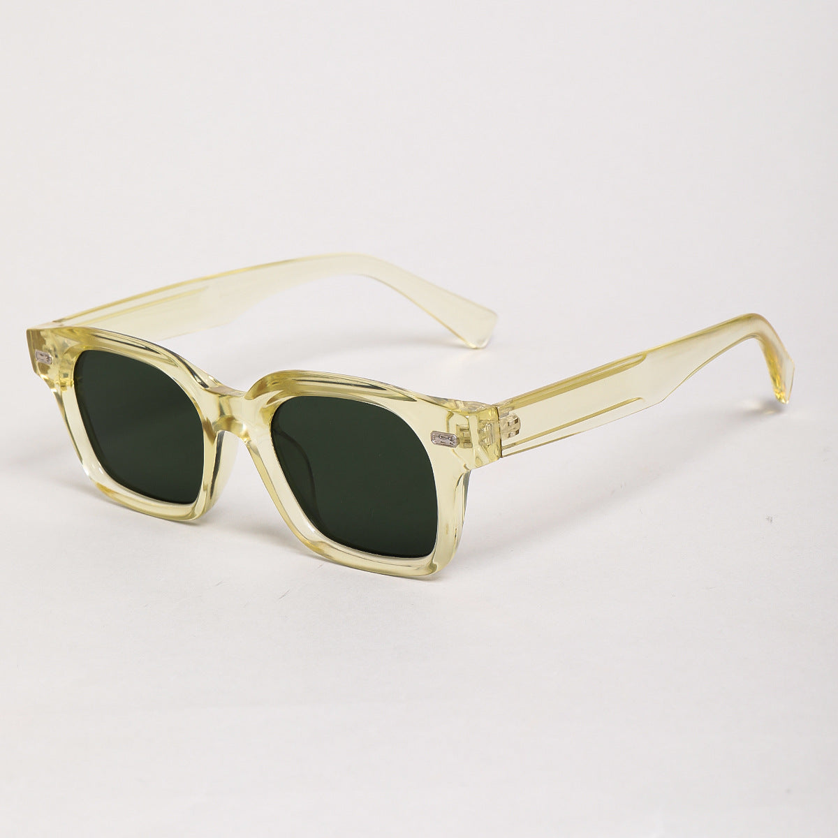 Damen Sonnenbrille im trendigen Retro-Design Karnz