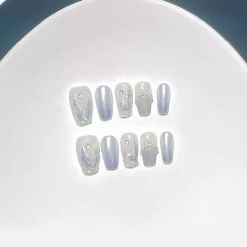 Künstlerisches dekoratives Press-on-Nagelset