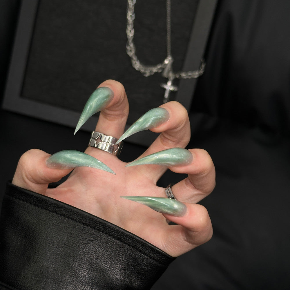 Künstlerisches Stiletto Press-On Nails Set