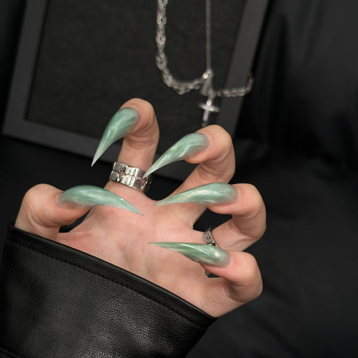 Künstlerisches Stiletto Press-On Nails Set