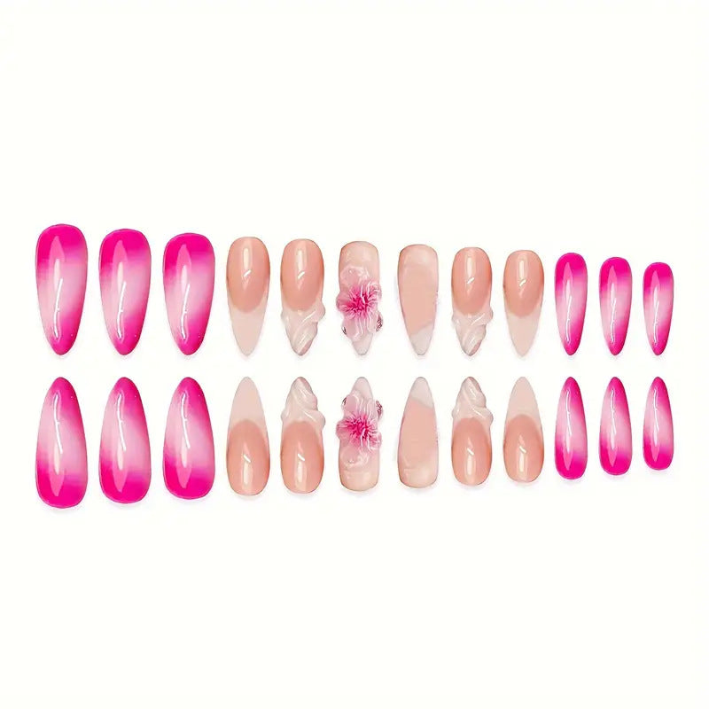 Detaillierte florale Press-On Nagelkunst Karnz