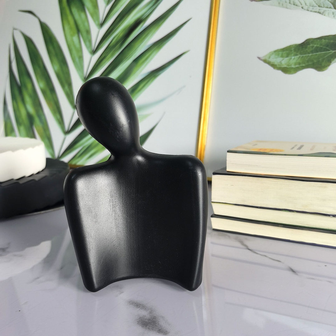 Künstlerische Dualfigur Dekoration Karnz