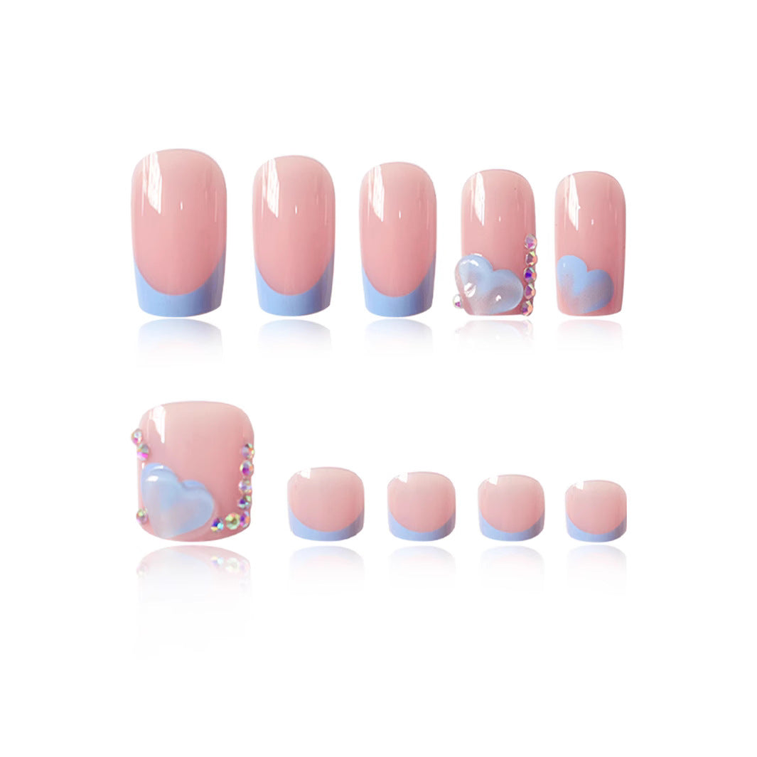 Künstlerische Nagelkunst Karnz