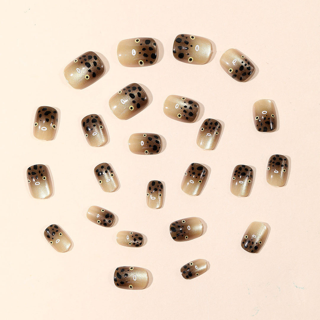 Kreatives 3D Tierdruck Nageldesign Karnz