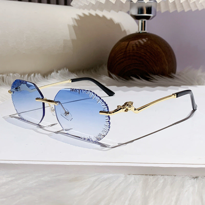 Damen extravagante Sonnenbrille mit blumenförmigem Design und hochwertigem UV-Schutz Karnz