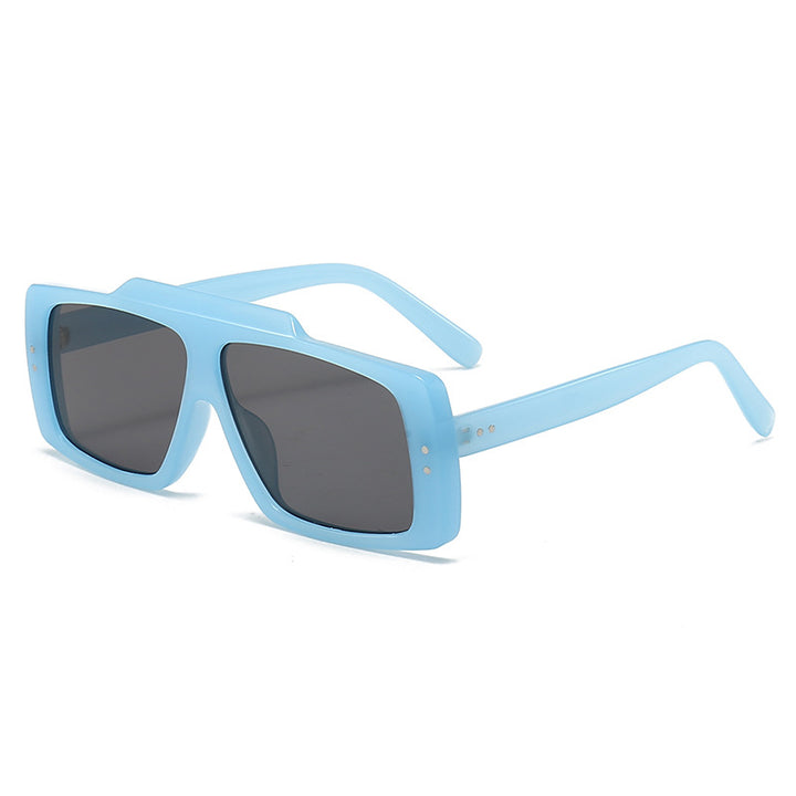 Damen Oversized Sonnenbrille im modernem Design Karnz