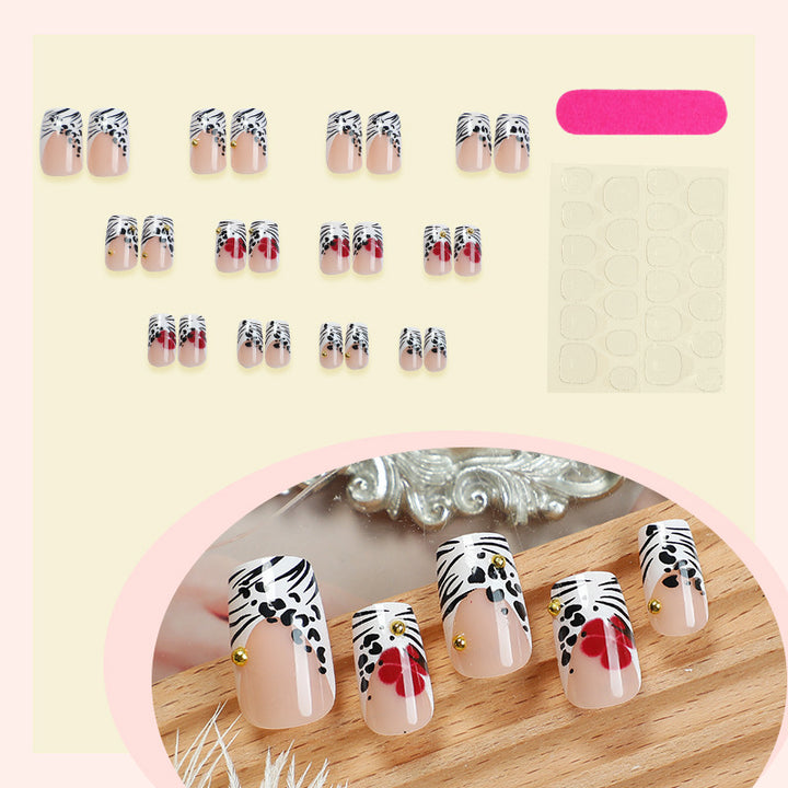 Kreatives Kunst Press-On Nagelset mit Blumen- und Zebra-Designs Karnz