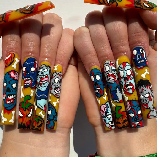 Künstlerische Zombie-Themen Press-On Nagelkunst Karnz