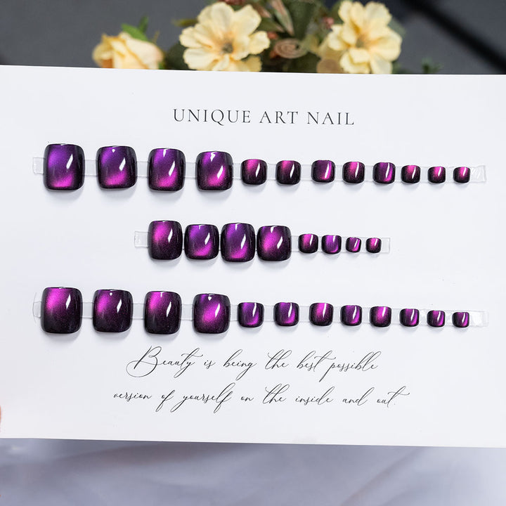 Elegante Metallische Nagelkunst