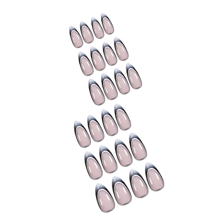 Stiletto Kunstnägel mit eleganter Ombre-Gestaltung Karnz
