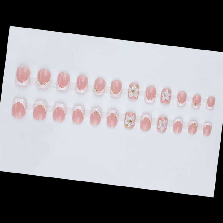 Künstliches Nageldesign Karnz
