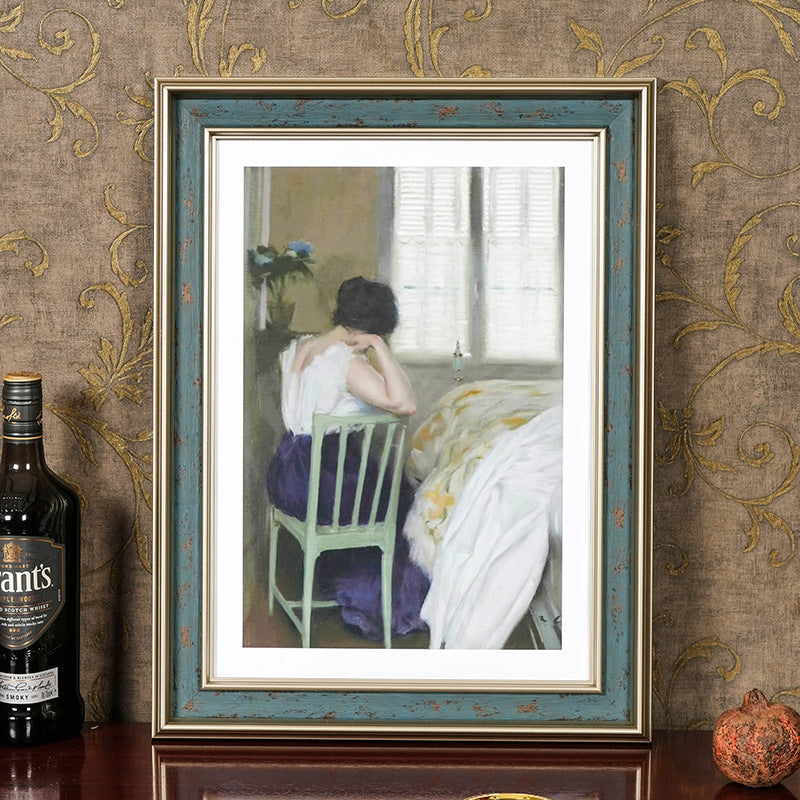 Verschnörkelter Holzbilderrahmen für Zuhause