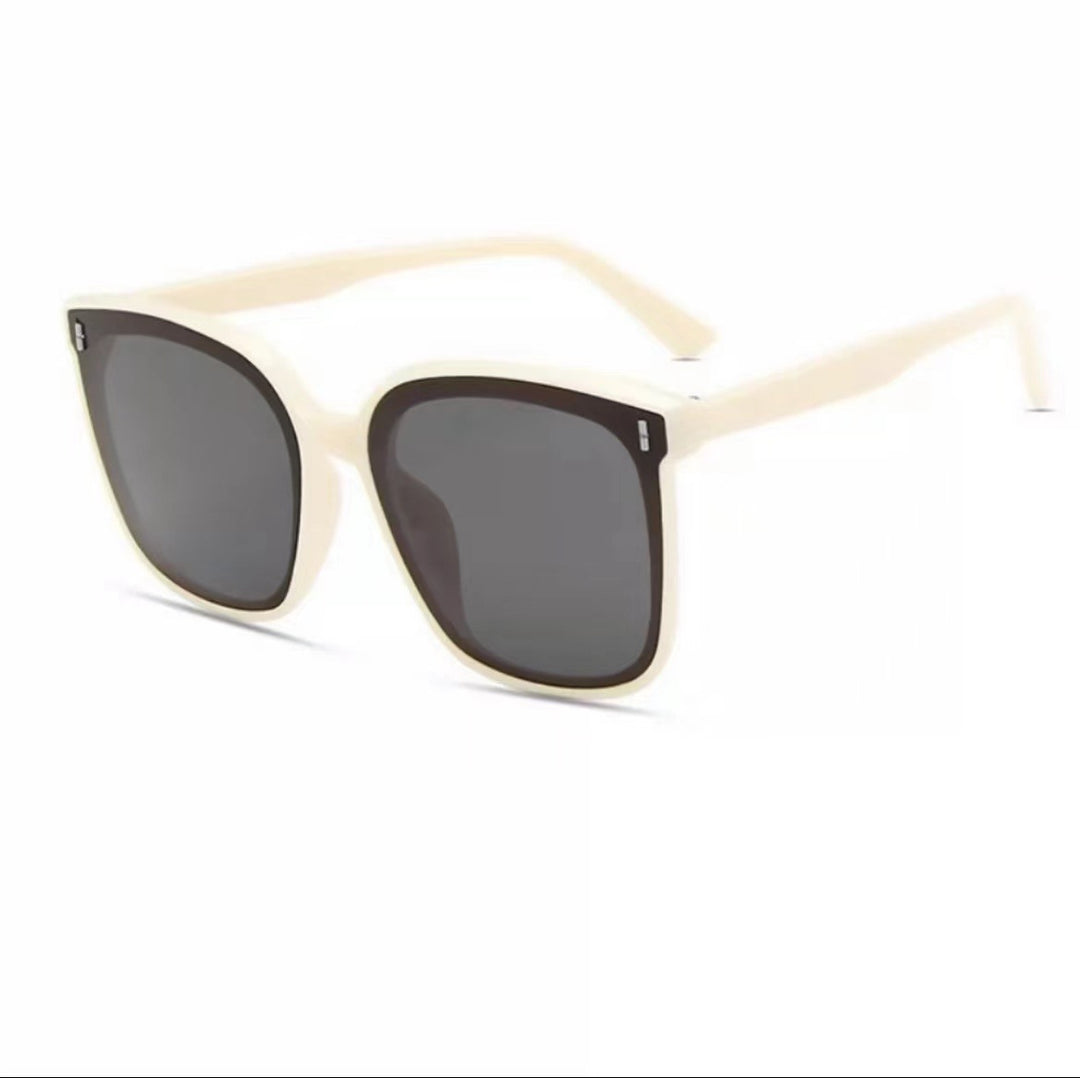 Modische Übergroße Schmetterlingssonnenbrille Karnz