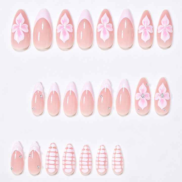 Elegante dekorative Acryl-Nagelkunst Tipps Karnz