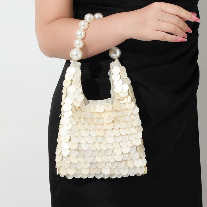 Shell-Embossed Abendtasche