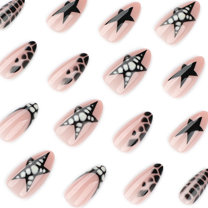 Kreative Nagelkunst im modernen Stil Karnz