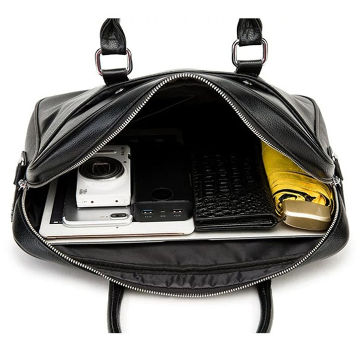 Elegante Laptop-Aktentasche Im Minimalistischen Design Karnz