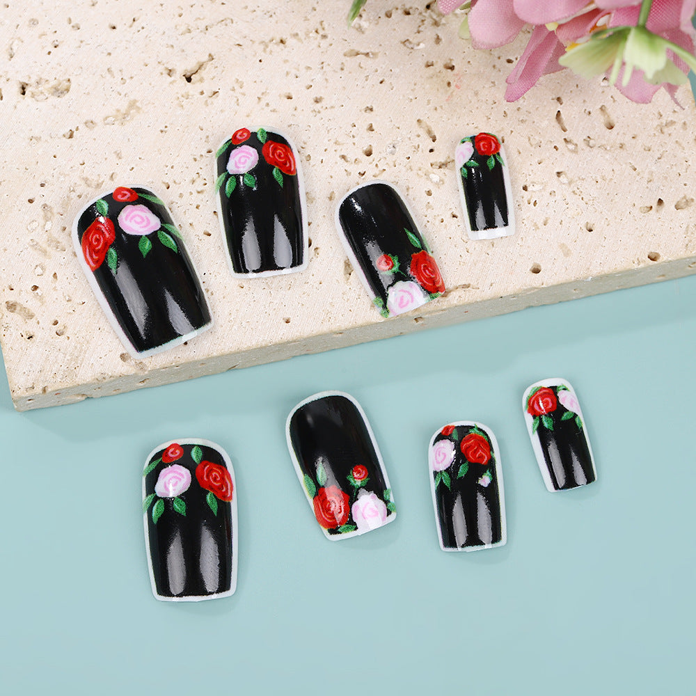 Kunstnägel im floralen Vintage-Design Karnz