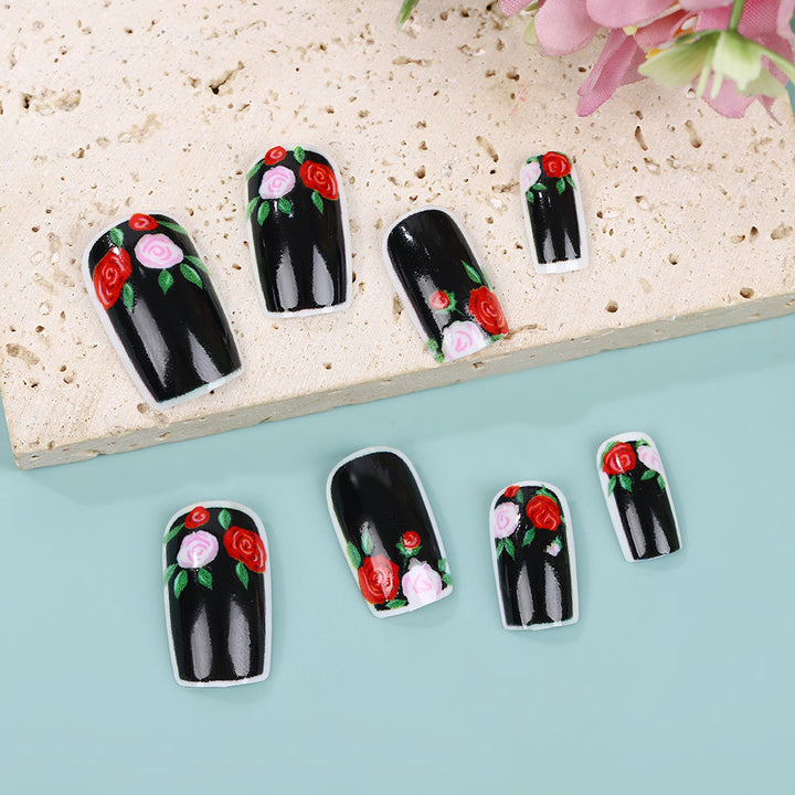 Kunstnägel im floralen Vintage-Design Karnz