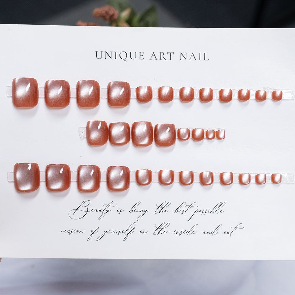 Dekorative Strass-Fußnagelkunst Karnz