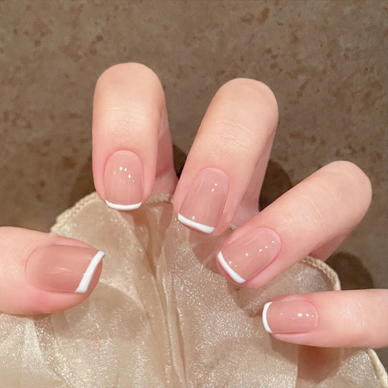 Elegante glänzende Press-On-Nagelspitzen Karnz