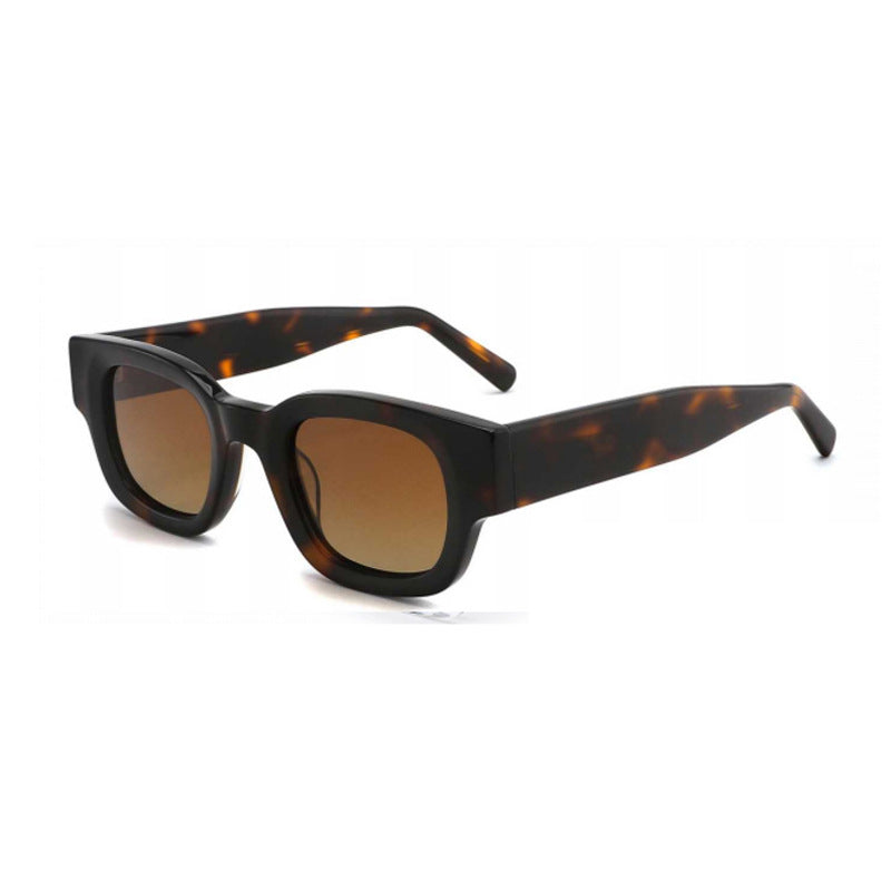 Damen Oversize Sonnenbrille mit robustem Kunststoffrahmen und UV-Schutz Karnz