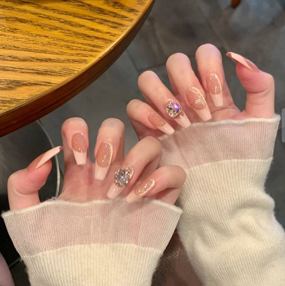 Press-On Nail Set mit elegantem Glitter und Kristallakzenten Karnz