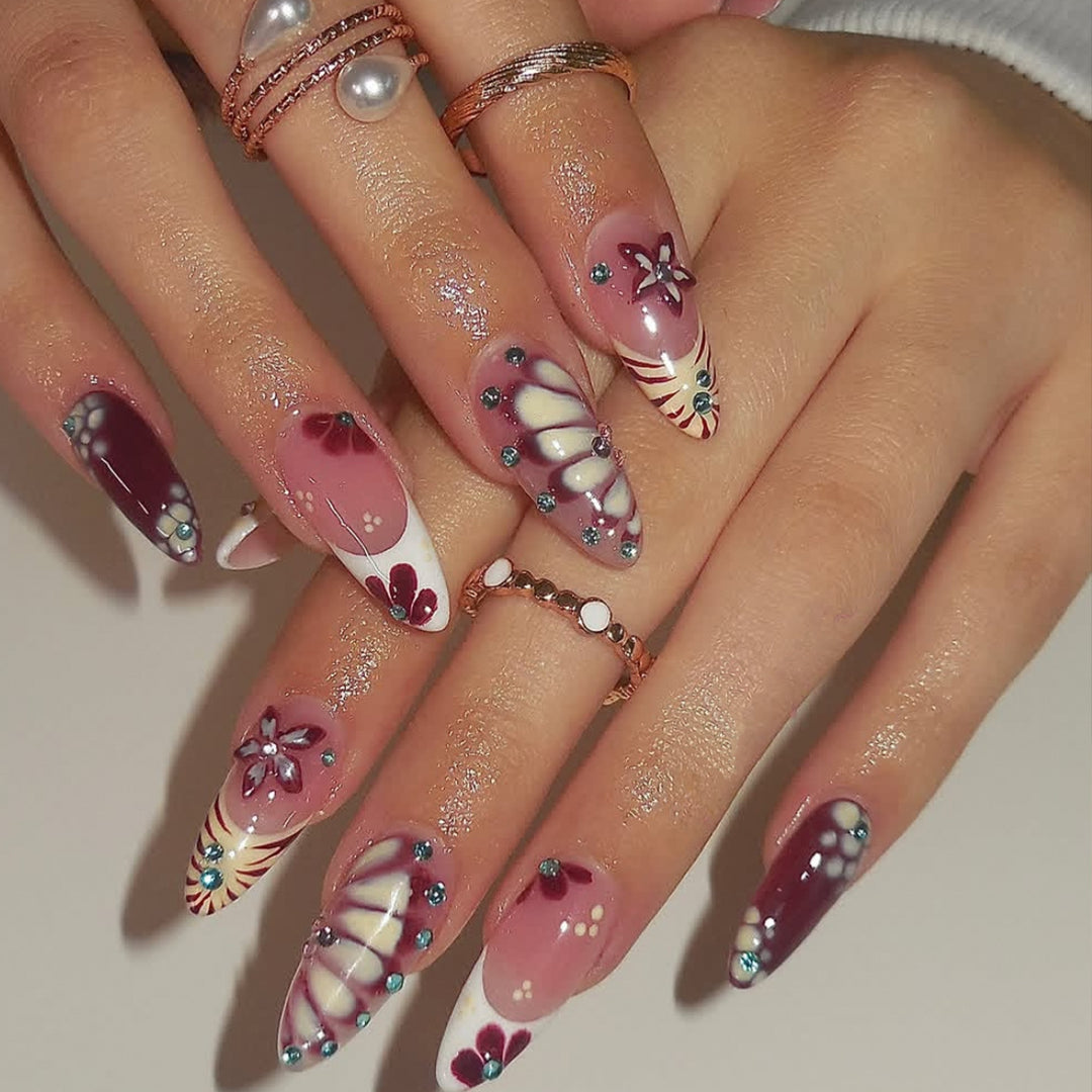 Künstlerische Florale Nagelverlängerungen Karnz