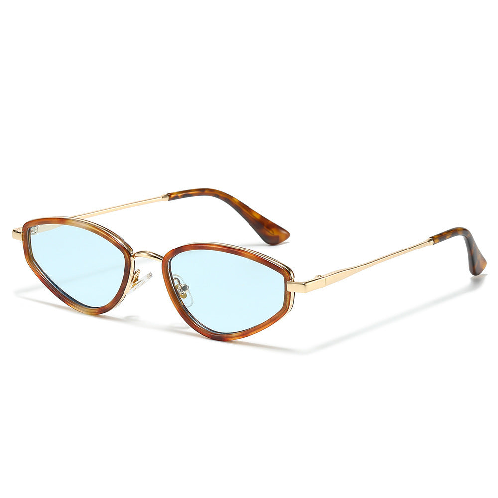 Moderne Katzenaugen-Sonnenbrille mit leichtem Rahmen Karnz