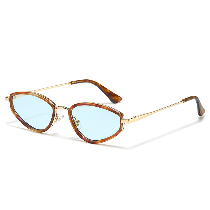 Moderne Katzenaugen-Sonnenbrille mit leichtem Rahmen Karnz