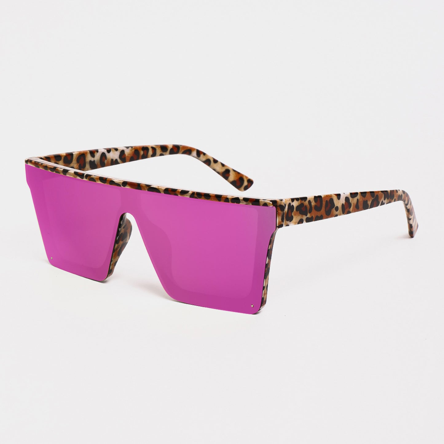 Damen oversized Sonnenbrille im futuristischen Design Karnz