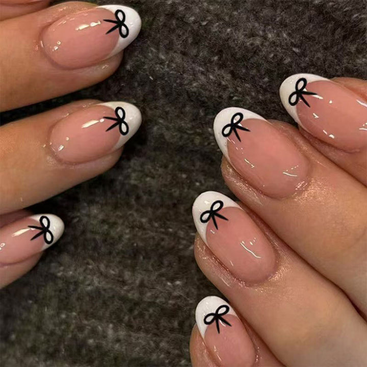 Elegantes Bogenakzent-Nagelkunst-Kit