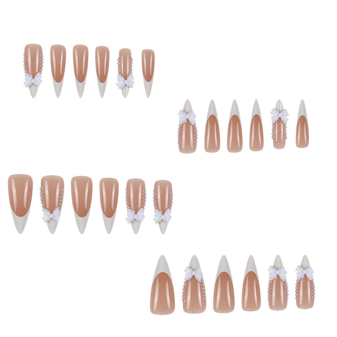 Elegante Premium Dekorative Nagelverzierungen Karnz
