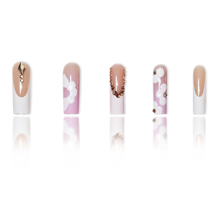 Extravagante florale Press-On-Nagelerweiterungen Karnz