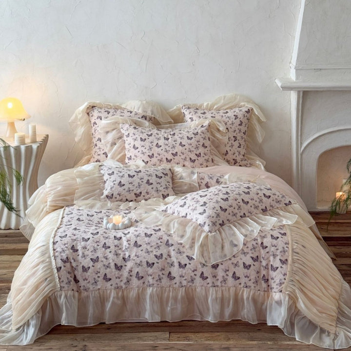 Romantisches Bettwäsche-Set aus Baumwollsatin mit Schmetterlingsprint, Volant und Chiffon-Rüschen