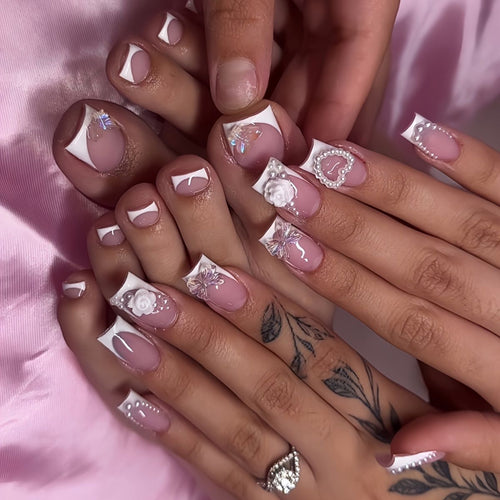 Florales Verziertes Nagelkunst Set Karnz