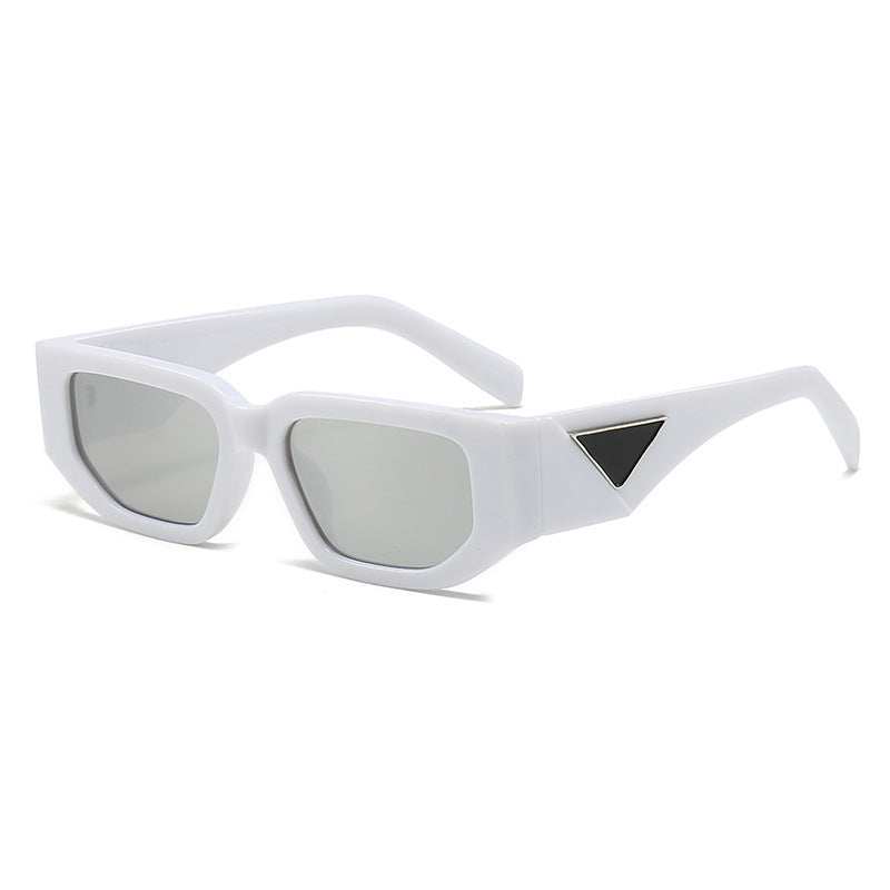 Damen Modische Rechteckige Sonnenbrille mit eleganten Akzenten Karnz