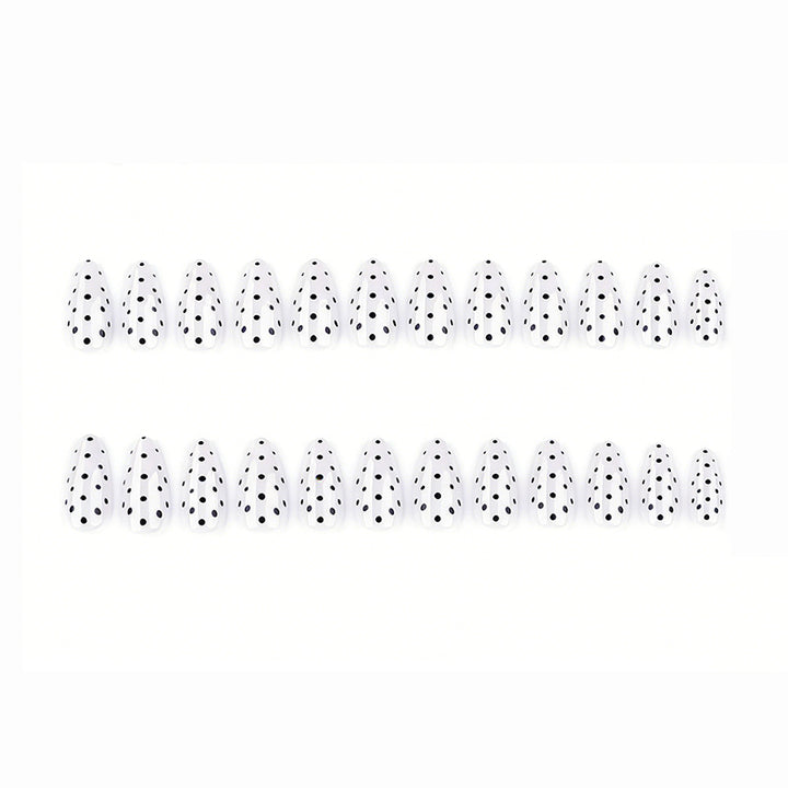 Elegante Polka Dot Press-On Nagelverstärkungen Karnz