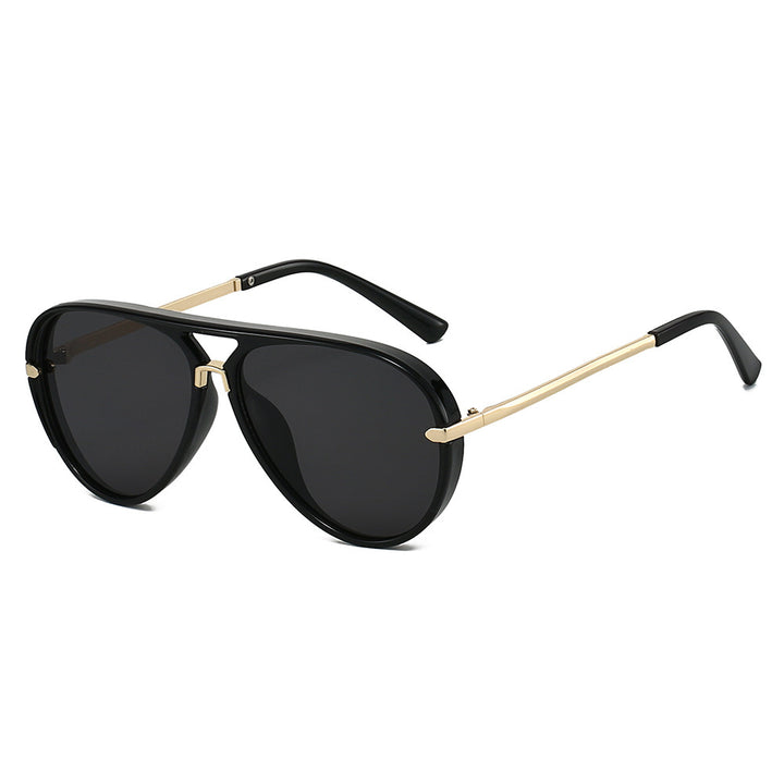 Elegante Aviator-Sonnenbrille mit goldenen Akzenten Karnz