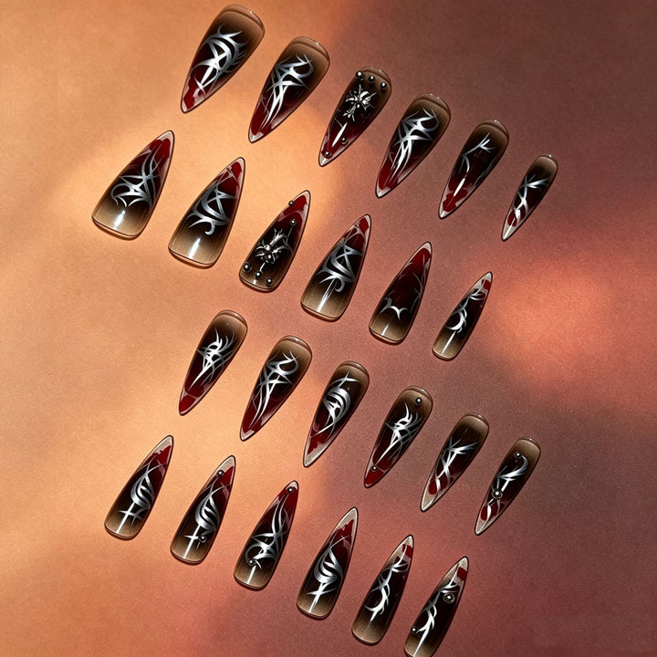 Künstlerische Gothik Press-On Nagelspitzen Karnz