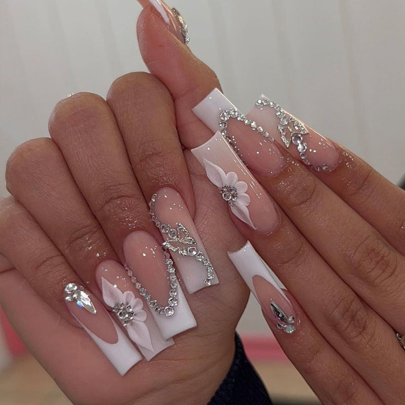 Glamouröse Glitzer-Stiletto Press-On Nägel Karnz