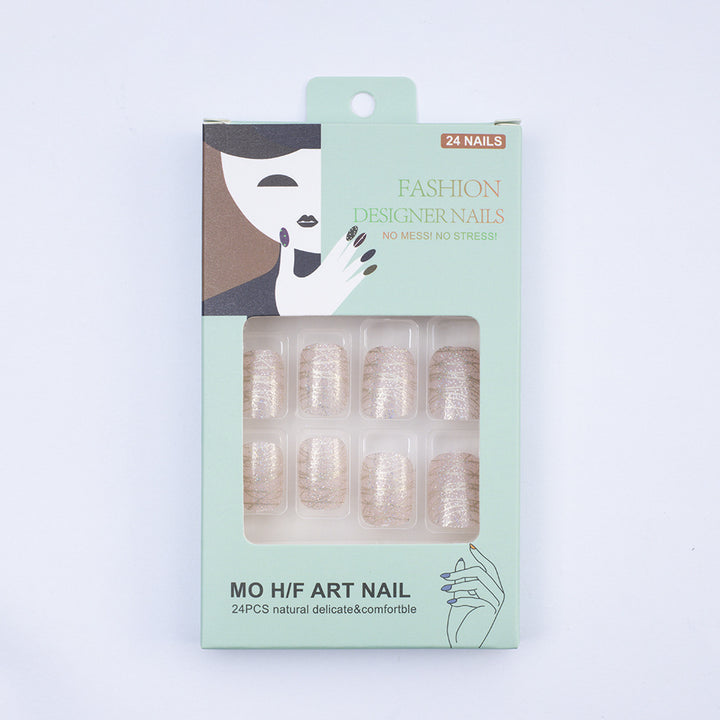 Kunstnägel mit elegantem Glitzerdesign Karnz