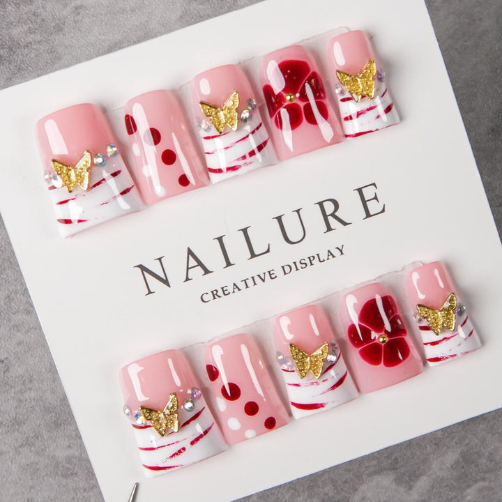 Künstlerisch gestaltetes Press-On-Nagelset