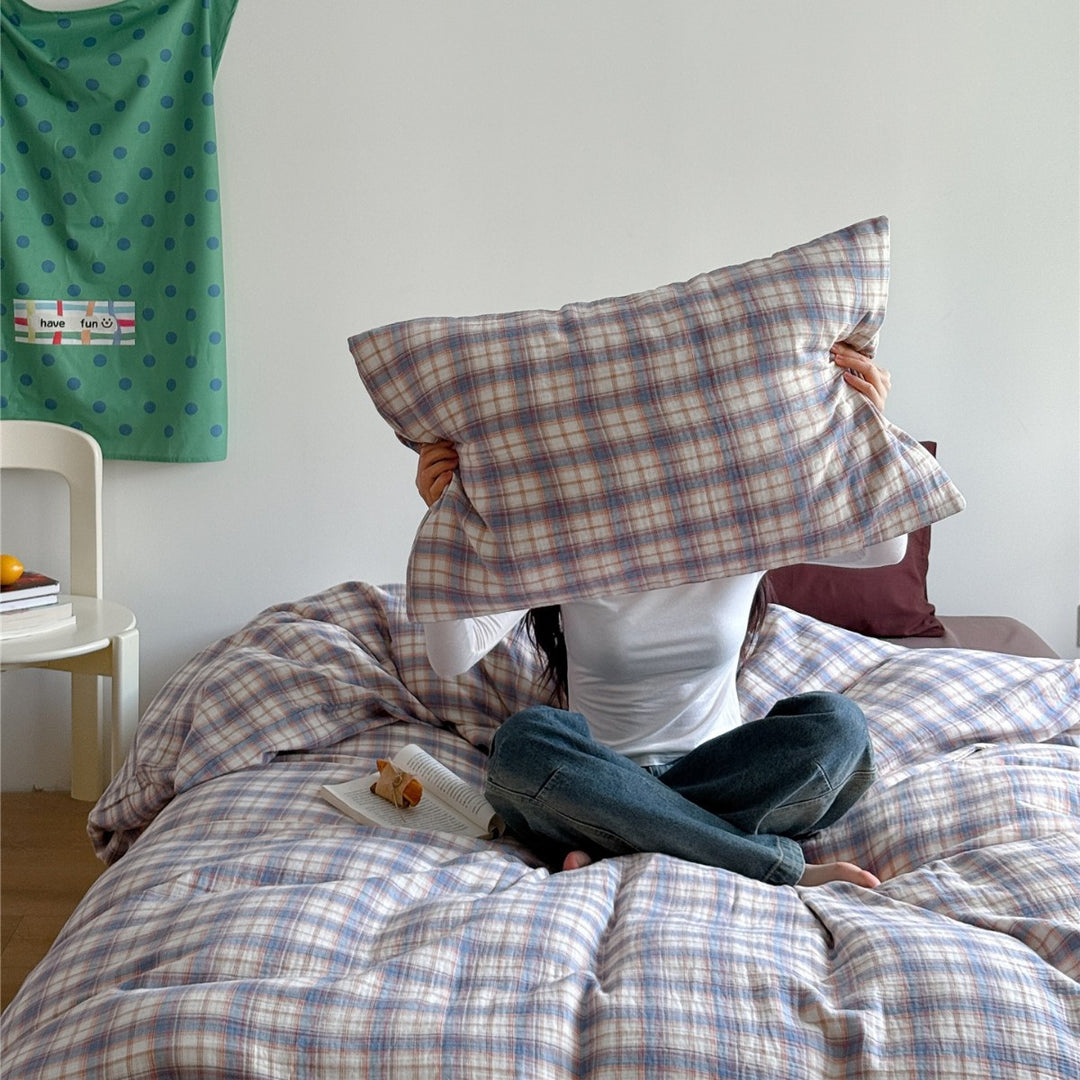 Leichtes Karomuster-Bettwäscheset aus Baumwoll-Musselin mit softer Oberfläche