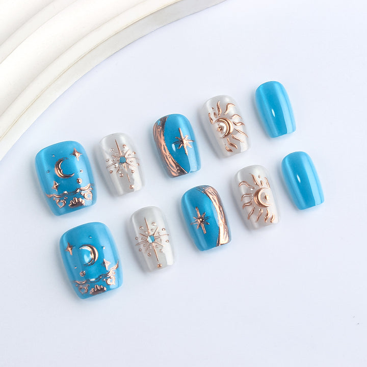 Himmels-themed Press-On Nagelkunst Karnz