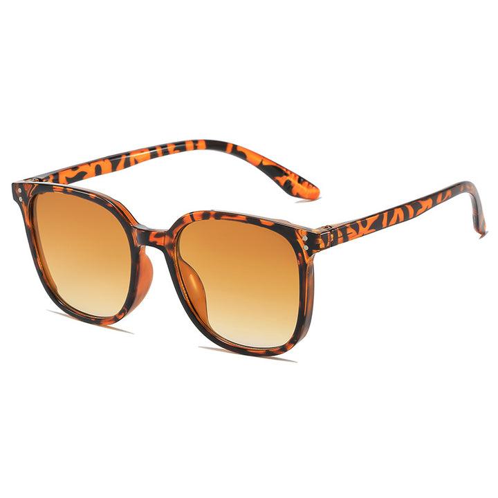 Vintage-inspirierte transparente Rahmen-Sonnenbrille Karnz
